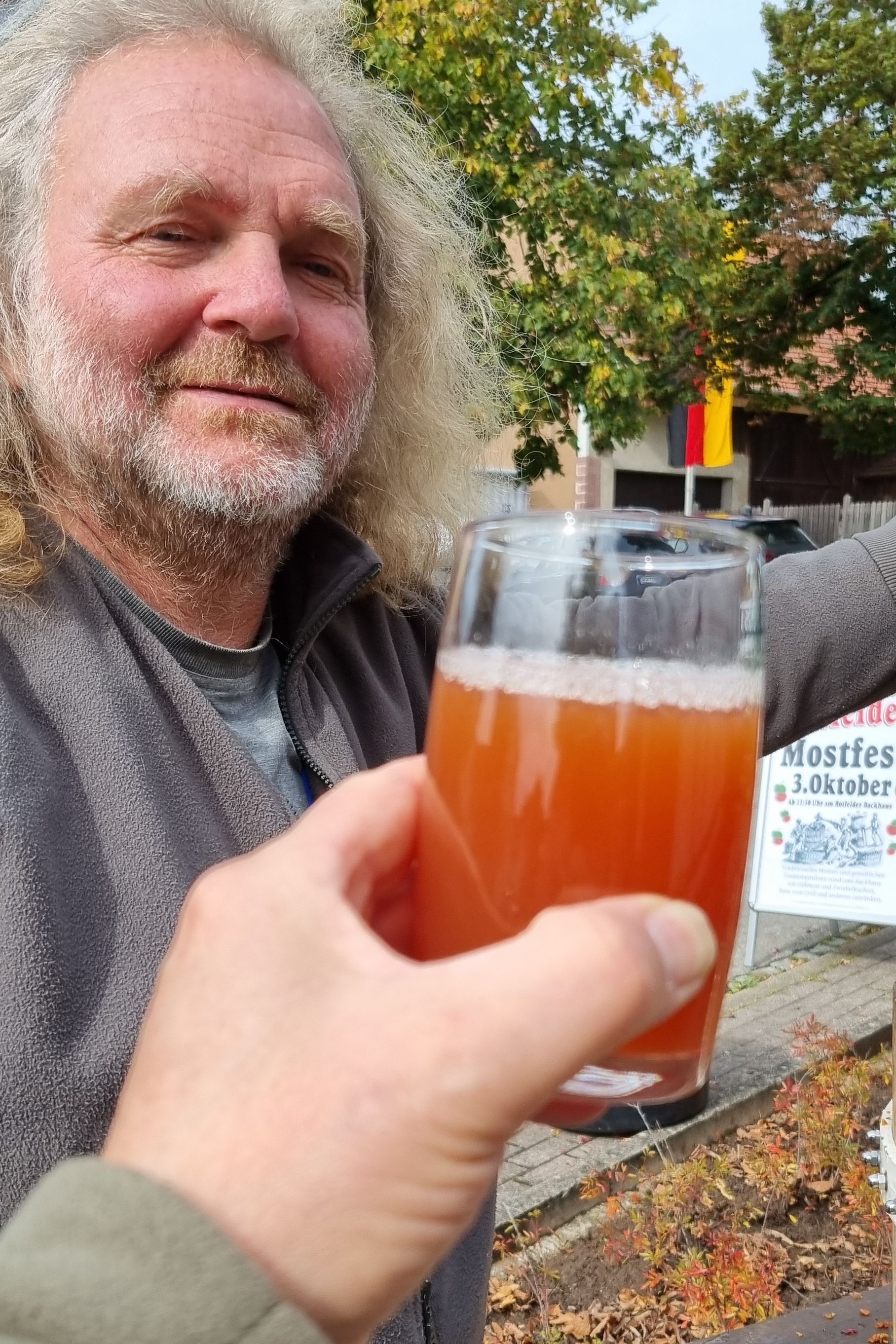 Rotfelder Mostsaft
