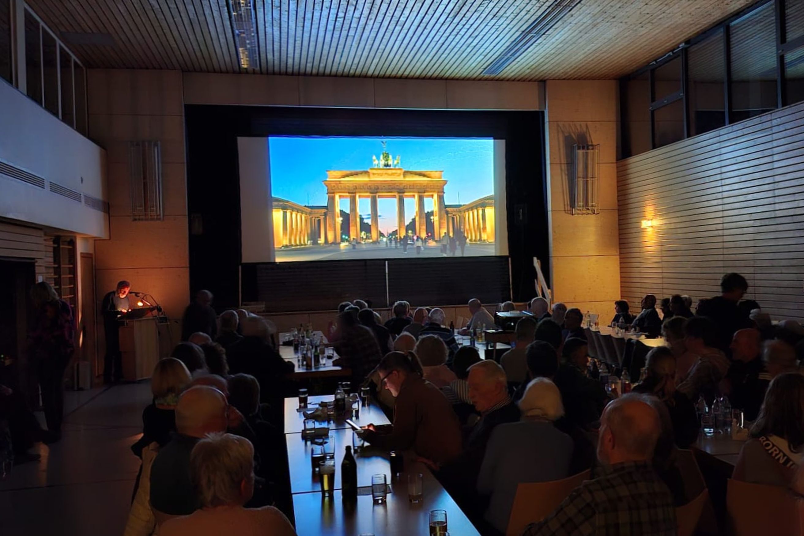 Bildvortrag in der Rotfeldener Gemeindehalle